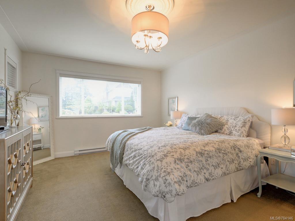 4994 La Quinta Pl, Saanich, British Columbia  V8Y 3G9 - Photo 7 - 784146