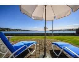 3773 Waring Pl, Saanich, British Columbia