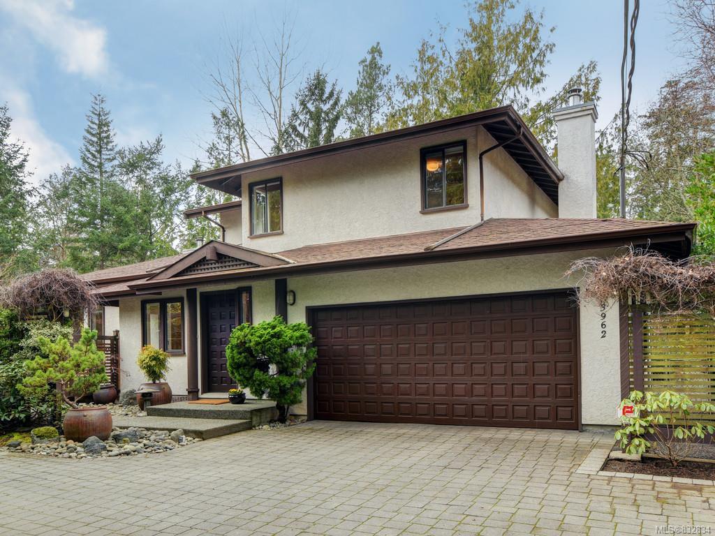 3962 Sherwood Rd, Saanich, British Columbia